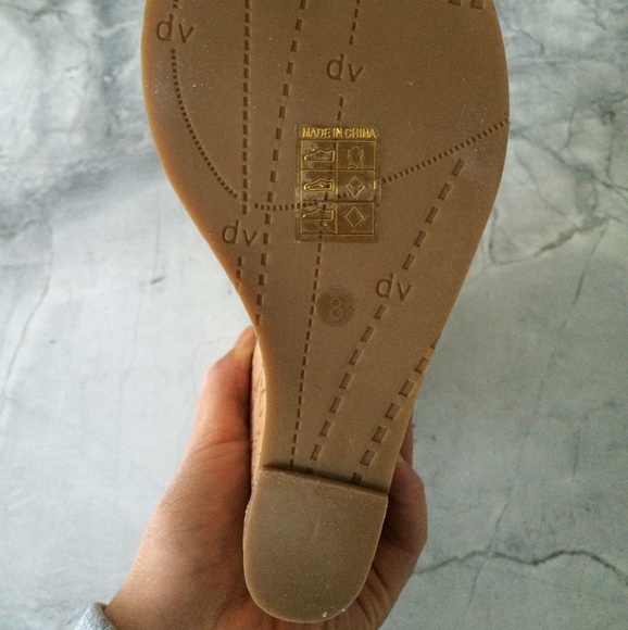 DV dolce vita wedge sandal - Picture 2 of 4